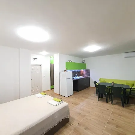 Studio Ultra Neptun - 4person With Veranda * 普里莫尔斯科